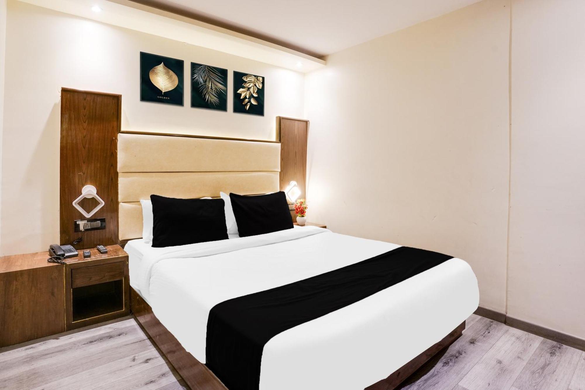 Super Collection O Andheri Near Western Express Highway Mumbai Exterior photo